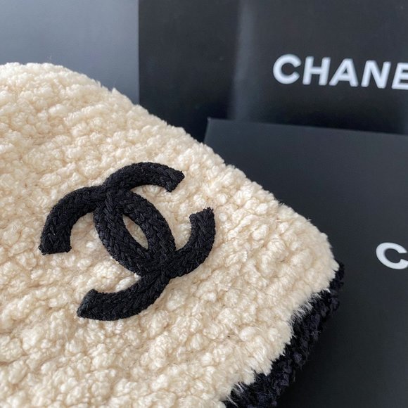 AUTHENTIC CHANEL Hats\
